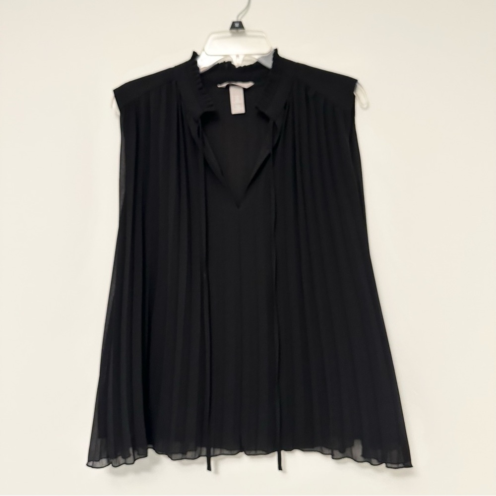 H&M Black Pleated Mandarin Collar Sleeveless Blouse Women's Medium Chic Classy